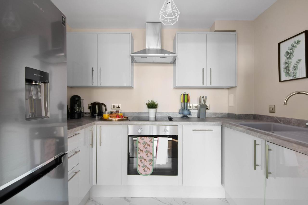 Spacious & Cosy, Netflix, Parking, Colindale Station Hendon Exterior foto